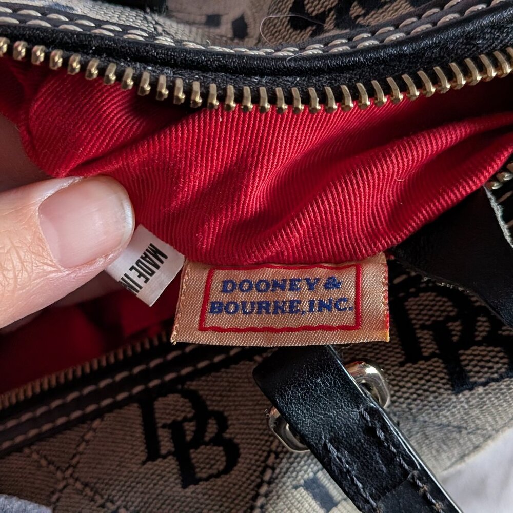 Dooney & Bourke Signature Canvas Barrel Bag Satchel Black/Grey - Picture 8 of 8
